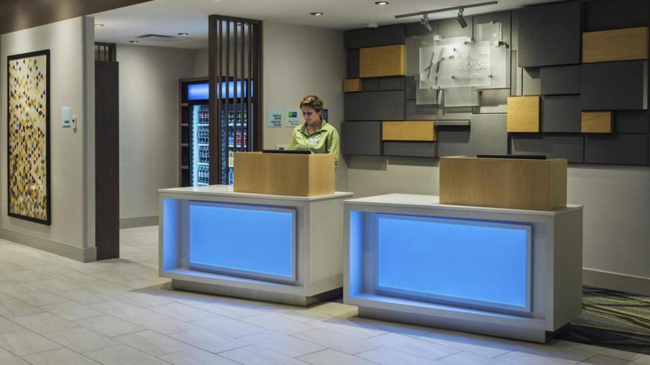 Holiday Inn Express Hotel & Suites Mount Pleasant By Ihg Eksteriør bilde