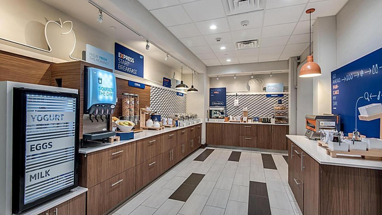 Holiday Inn Express Hotel & Suites Mount Pleasant By Ihg Eksteriør bilde